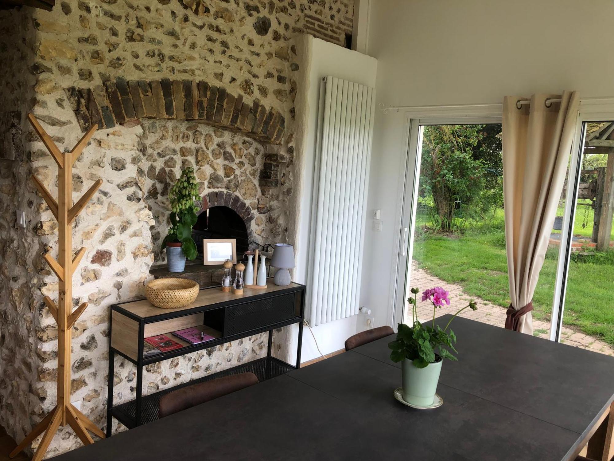 Le Spa Est Dans Le Pre Trigueres 外观 照片